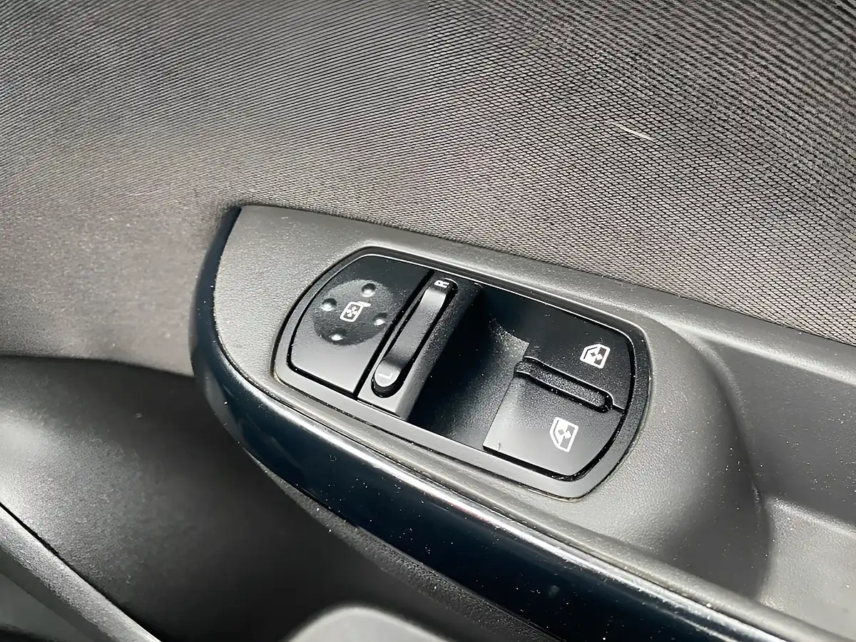 Used 2016 Vauxhall Corsa Sportive Black - Interior and Exterior details 12