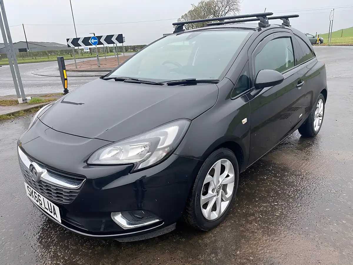 Used 2016 Vauxhall Corsa Sportive Black - Interior and Exterior details 17