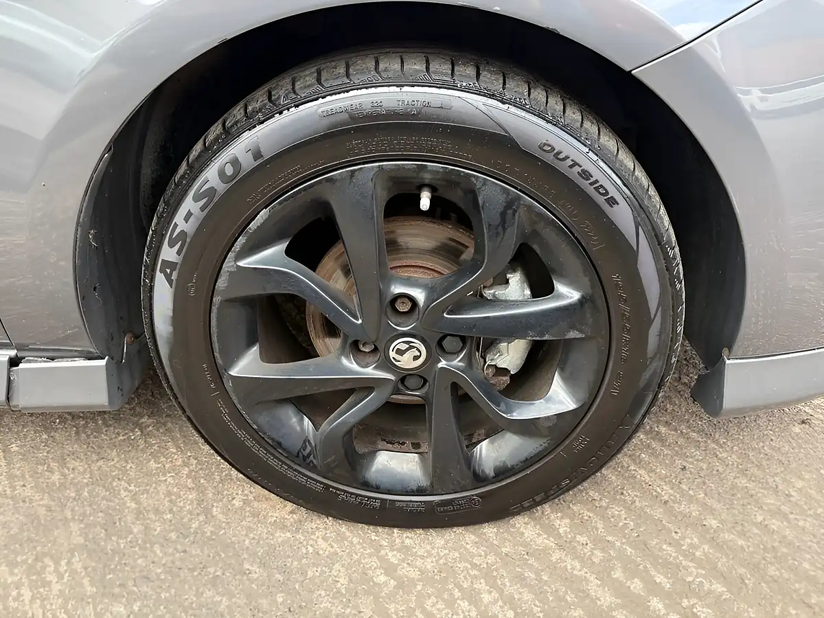 Used 2016 Vauxhall Corsa Sri Asteroid Grey - Interior and Exterior details 7