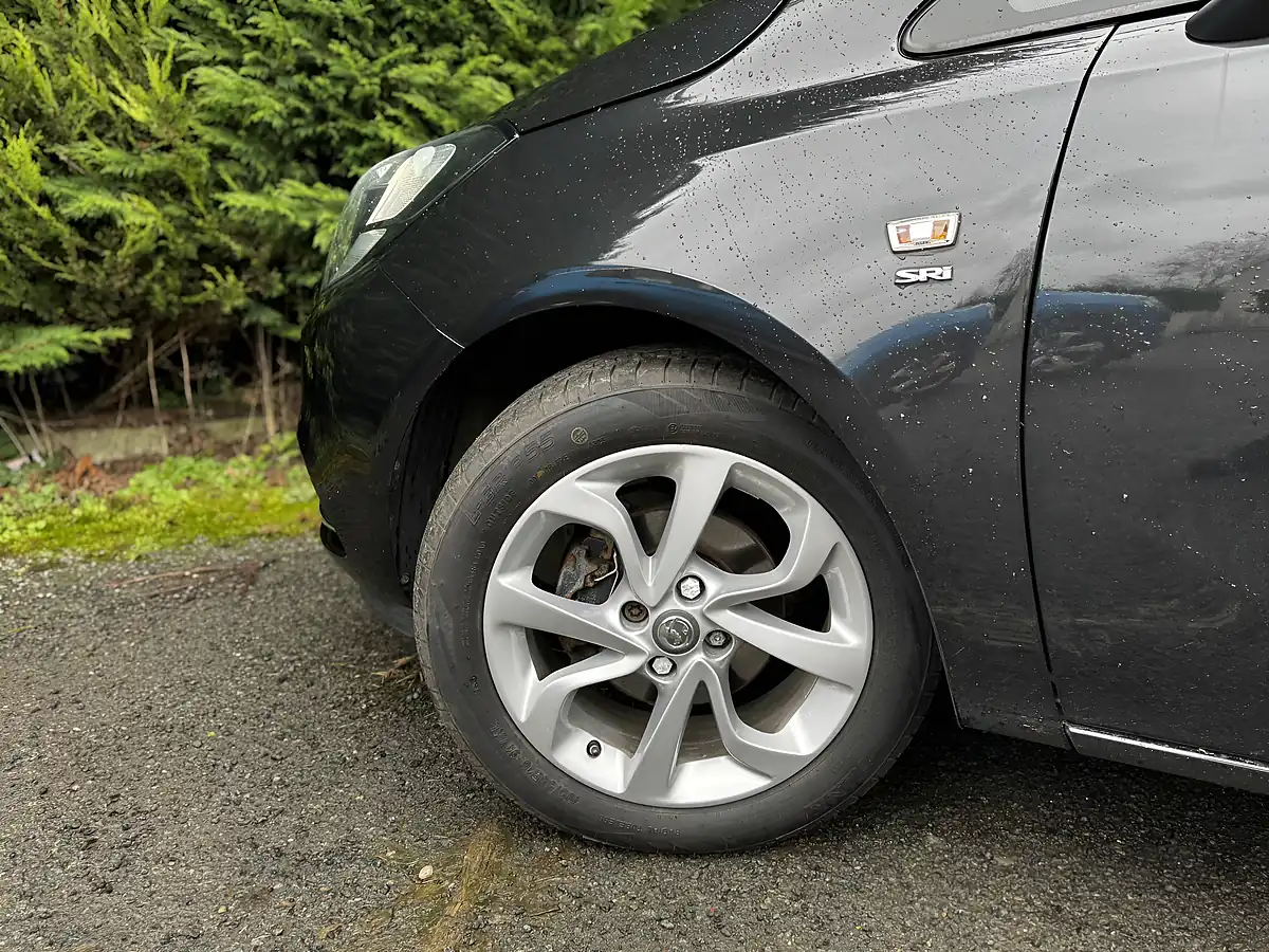 Used 2016 Vauxhall Corsa Sri Black - Interior and Exterior details 10