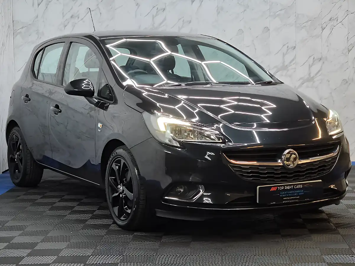 Used 2016 Vauxhall Corsa Sri Black - Front View