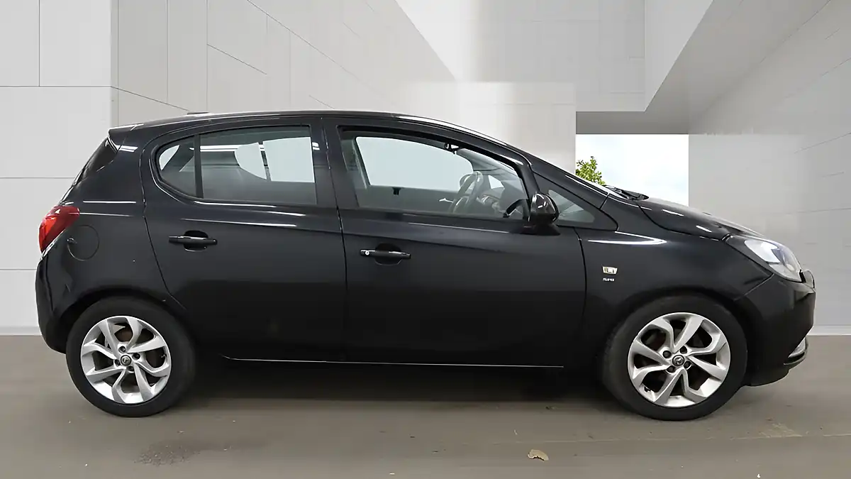 Used 2016 Vauxhall Corsa Sri Black - Interior and Exterior details 10
