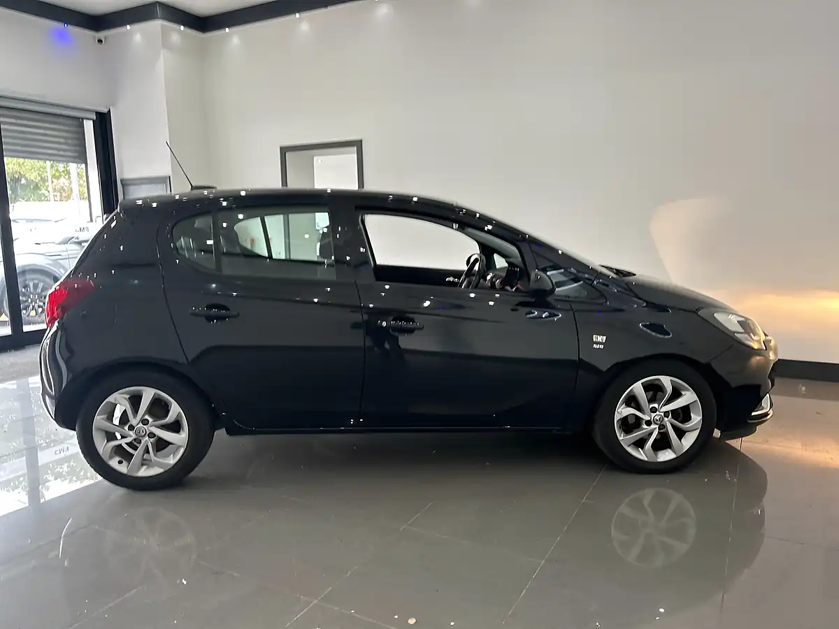 Used 2016 Vauxhall Corsa Sri Black - Interior and Exterior details 10