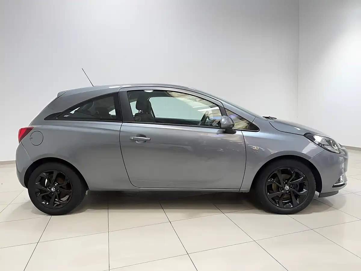 Used 2016 Vauxhall Corsa Sri Grey - Interior and Exterior details 9