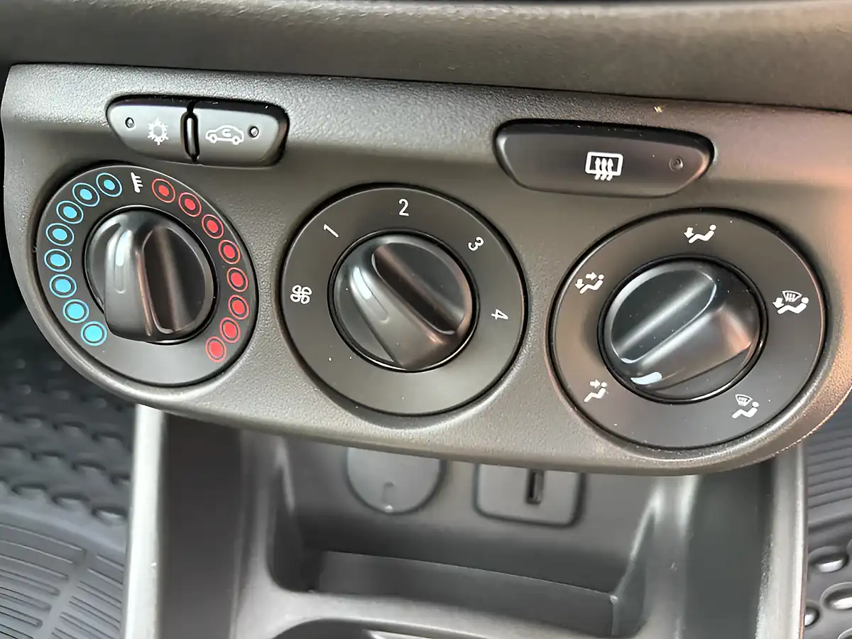 Used 2016 Vauxhall Corsa Sri Grey - Interior and Exterior details 15