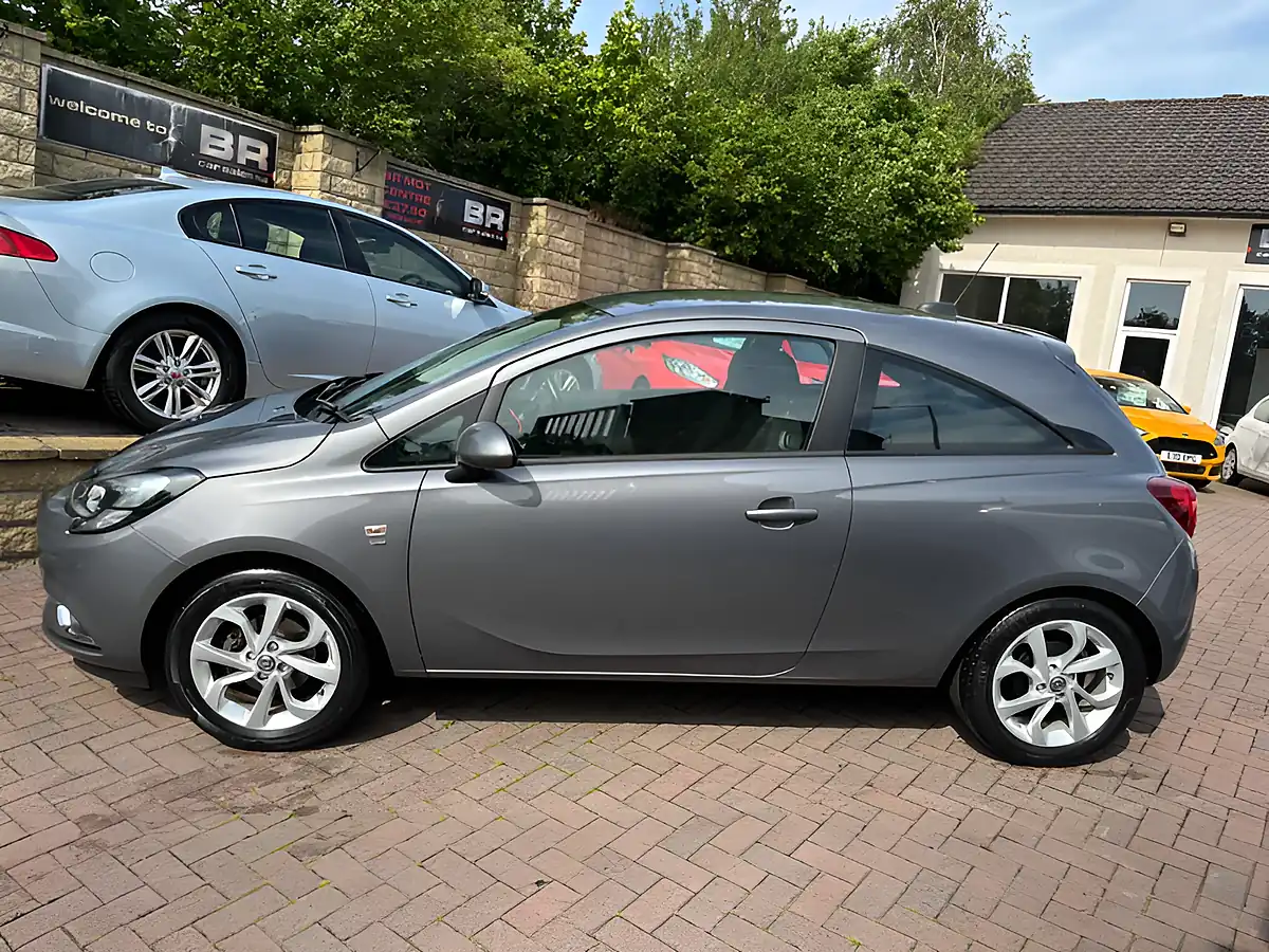 Used 2016 Vauxhall Corsa Sri Grey - Interior and Exterior details 6