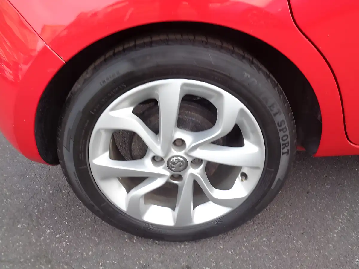 Used 2016 Vauxhall Corsa Sri - Interior and Exterior details 8