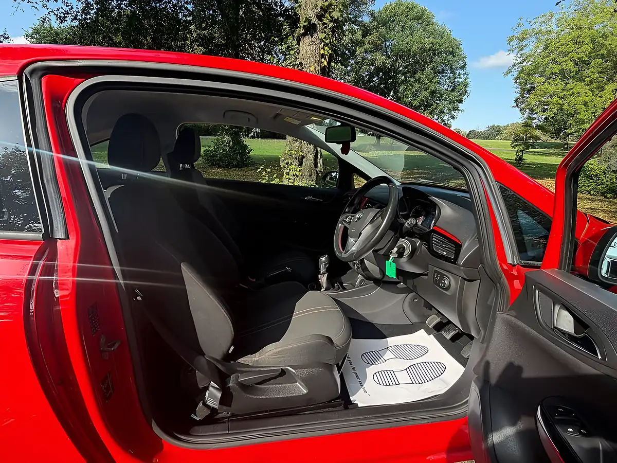 Used 2016 Vauxhall Corsa Sri Red - Interior and Exterior details 8
