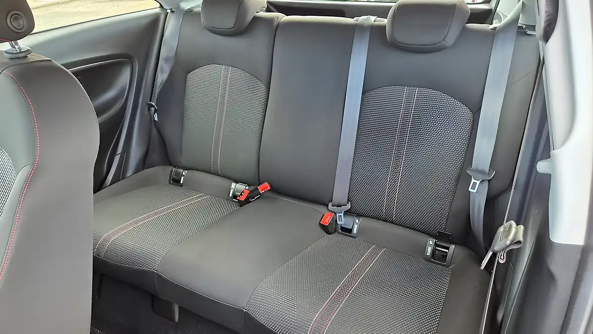 Used 2016 Vauxhall Corsa Sri Silver - Interior and Exterior details 15