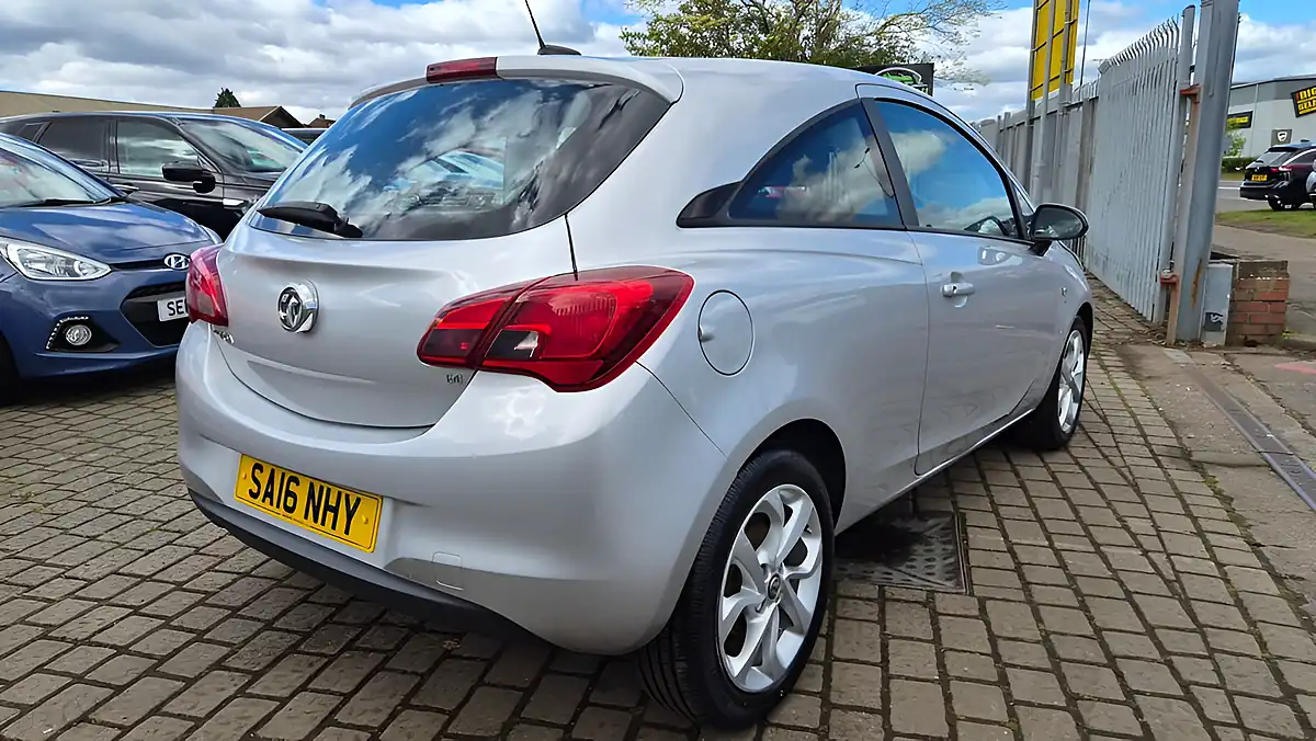Used 2016 Vauxhall Corsa Sri Silver - Interior and Exterior details 6