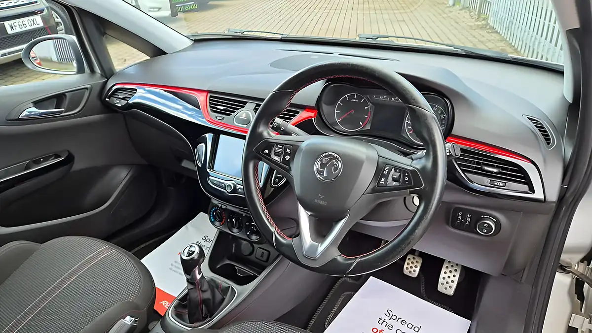 Used 2016 Vauxhall Corsa Sri Silver - Interior and Exterior details 8