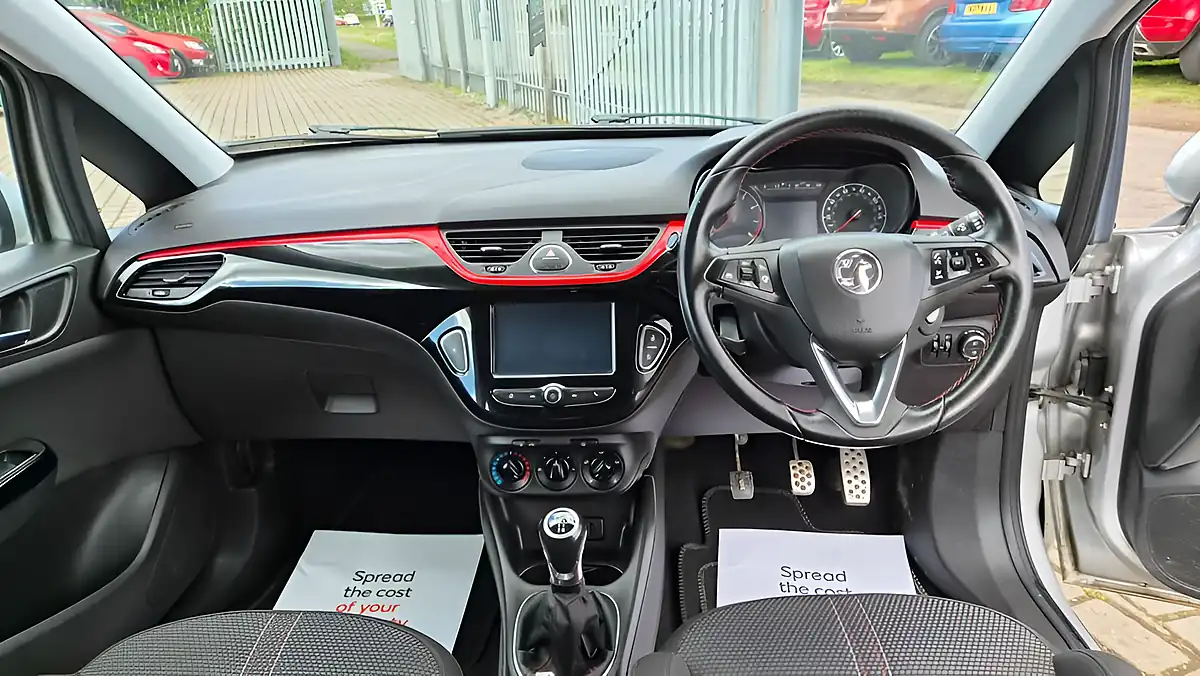 Used 2016 Vauxhall Corsa Sri Silver - Interior and Exterior details 9