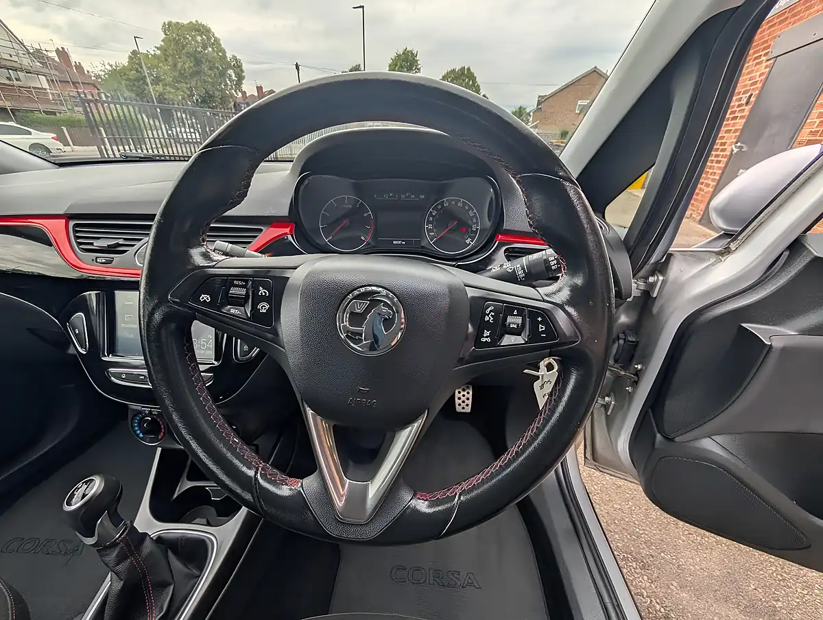 Used 2016 Vauxhall Corsa Sri Silver - Interior and Exterior details 17
