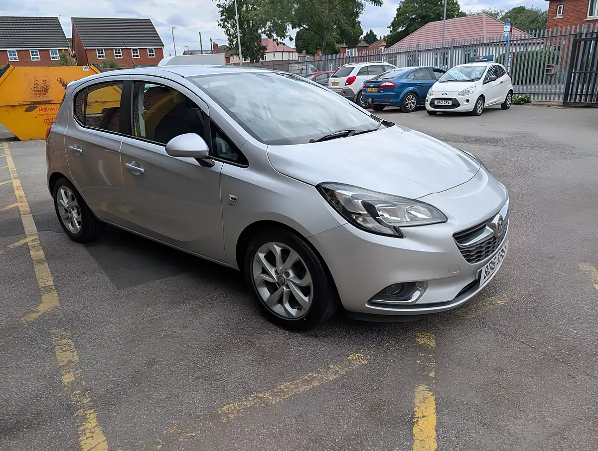 Used 2016 Vauxhall Corsa Sri Silver - Interior and Exterior details 3