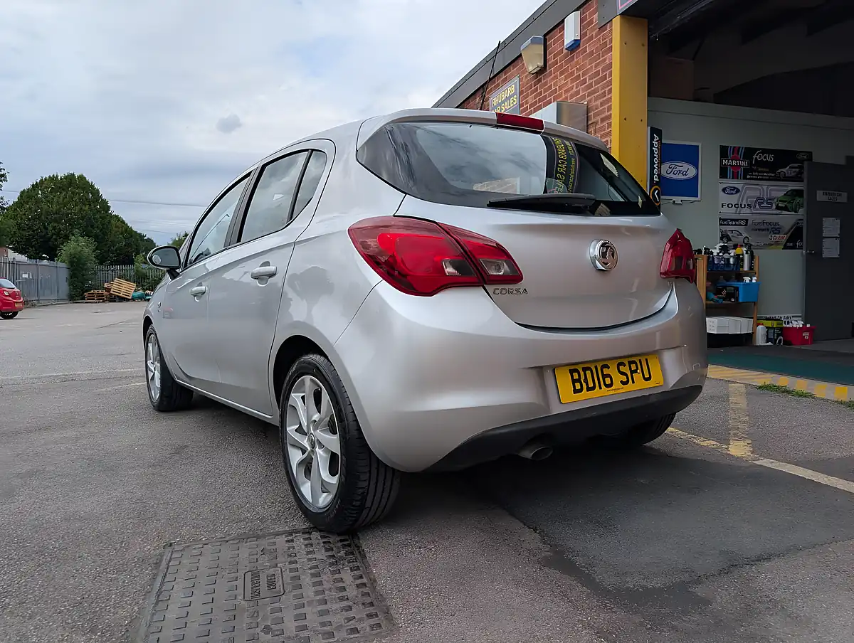 Used 2016 Vauxhall Corsa Sri Silver - Interior and Exterior details 5