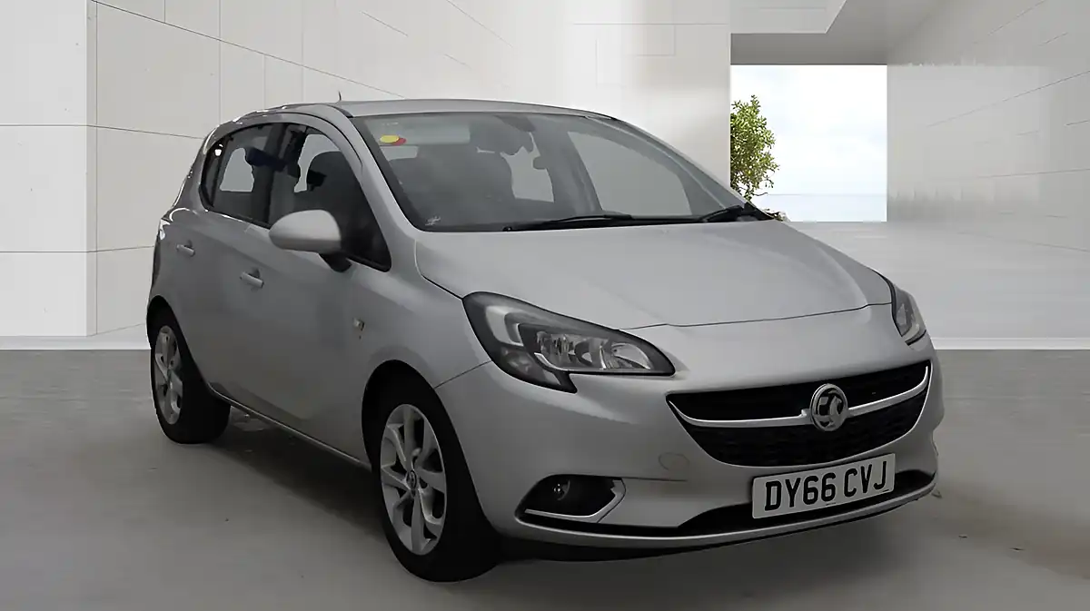 Used 2016 Vauxhall Corsa Sri Silver - Front View