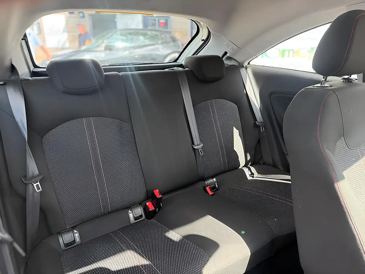 Used 2016 Vauxhall Corsa Sri Silver - Interior and Exterior details 13