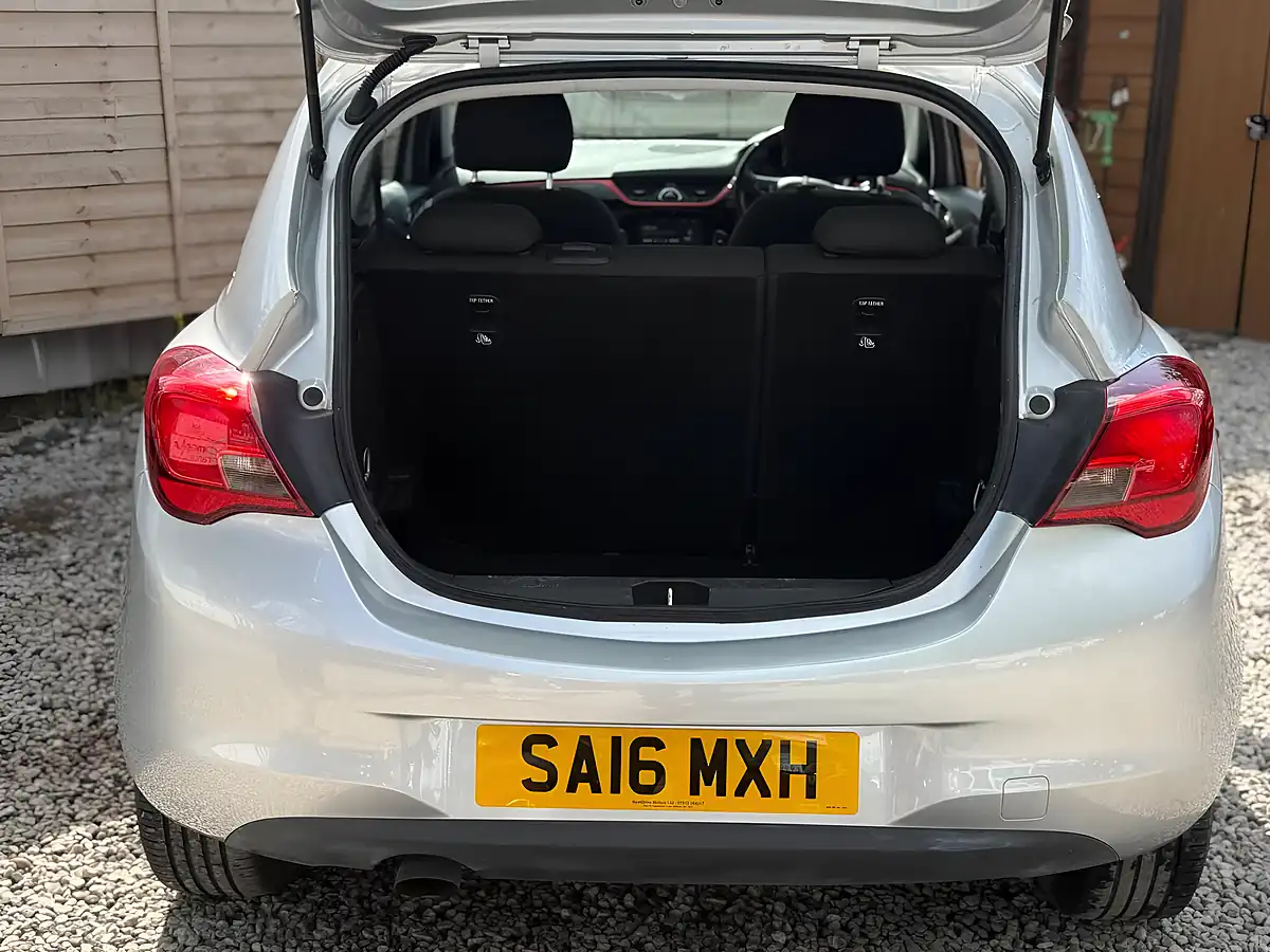 Used 2016 Vauxhall Corsa Sri Silver - Interior and Exterior details 17
