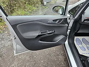 Used 2016 Vauxhall Corsa Sri Silver - Interior and Exterior details 13