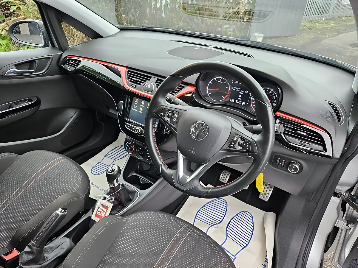 Used 2016 Vauxhall Corsa Sri Silver - Interior and Exterior details 16