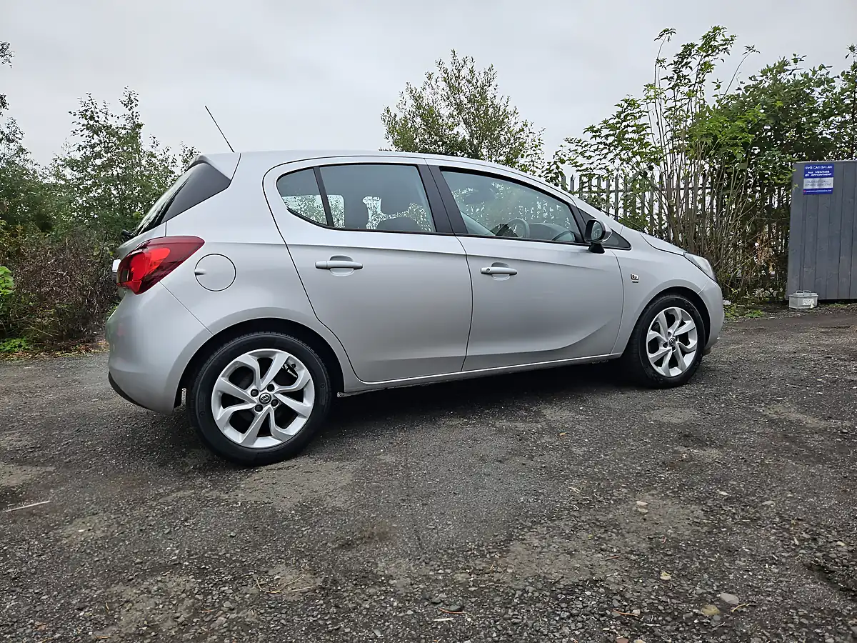 Used 2016 Vauxhall Corsa Sri Silver - Interior and Exterior details 6