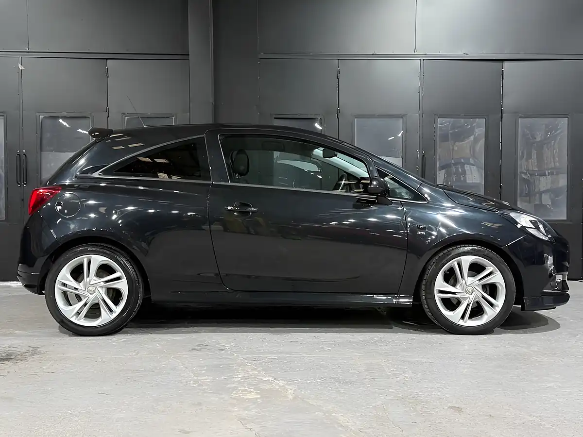 Used 2016 Vauxhall Corsa Sri Vx Line Black - Interior and Exterior details 4