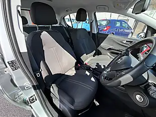 Used 2016 Vauxhall Corsa Sri Vx Line Silver - Interior and Exterior details 10