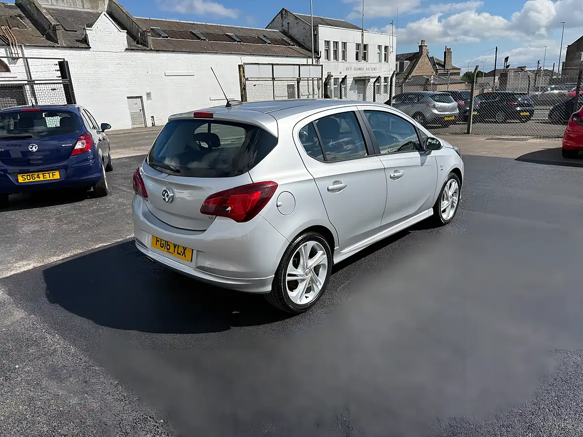 Used 2016 Vauxhall Corsa Sri Vx Line Silver - Interior and Exterior details 5