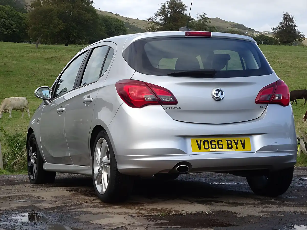 Used 2016 Vauxhall Corsa Sri Vx Line Silver - Interior and Exterior details 3