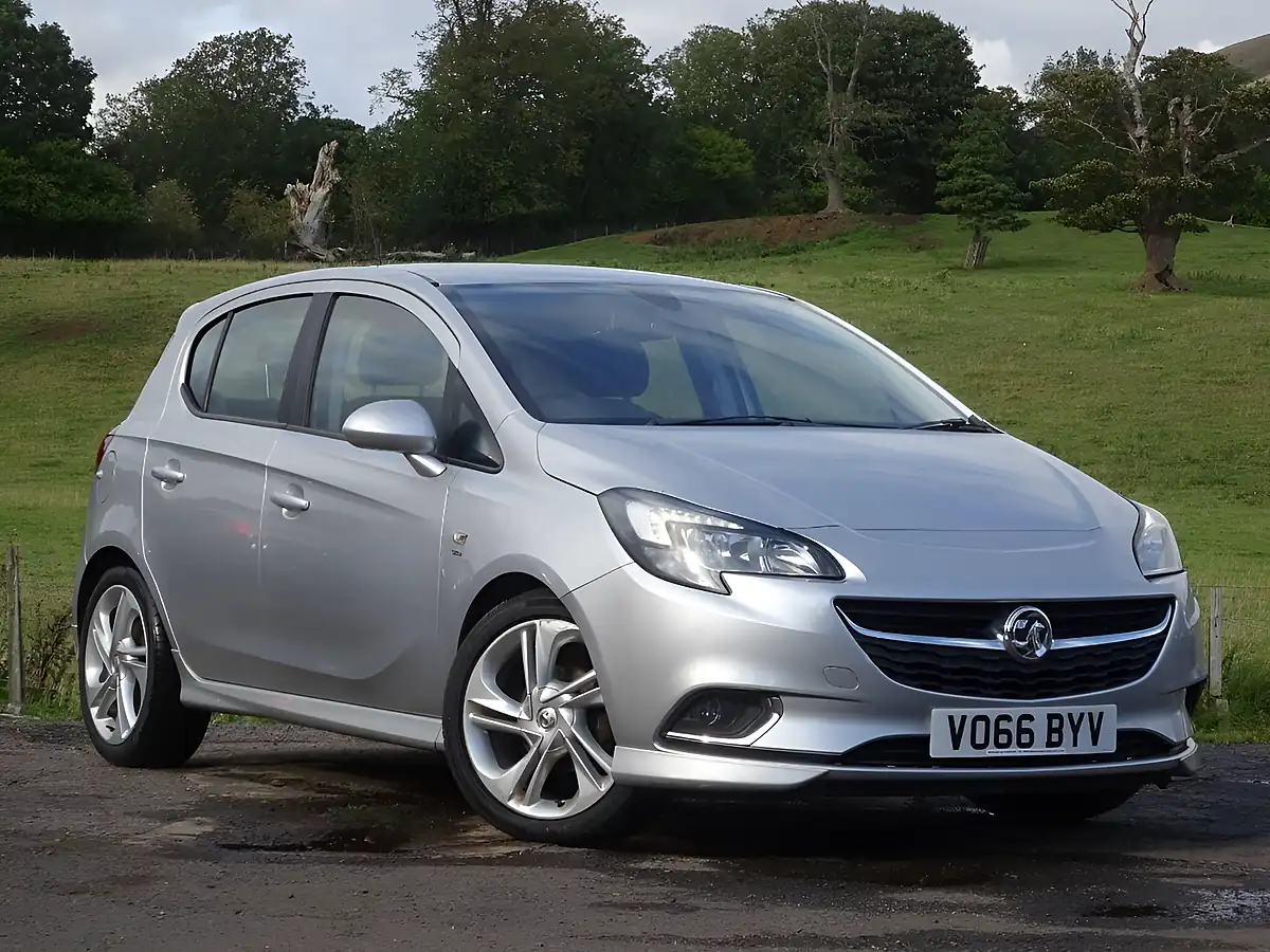 Used 2016 Vauxhall Corsa Sri Vx Line Silver - Interior and Exterior details 5