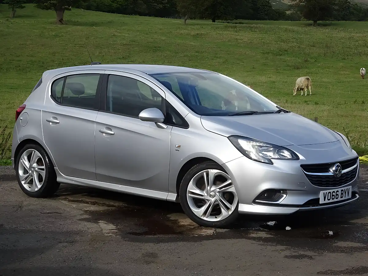 Used 2016 Vauxhall Corsa Sri Vx Line Silver - Interior and Exterior details 7