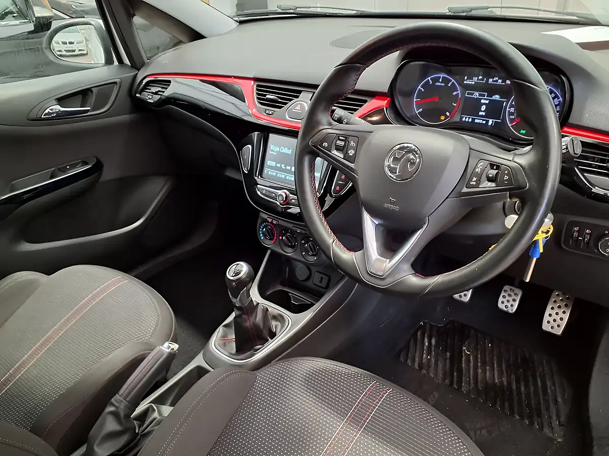 Used 2016 Vauxhall Corsa Sri White - Interior and Exterior details 11
