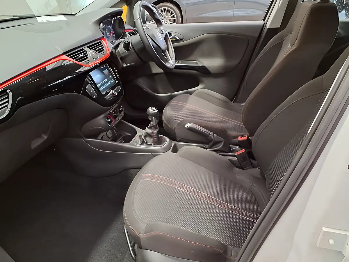 Used 2016 Vauxhall Corsa Sri White - Interior and Exterior details 7
