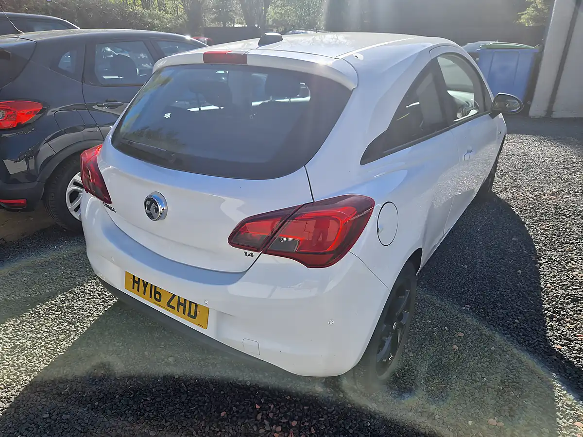Used 2016 Vauxhall Corsa Sri White - Interior and Exterior details 6