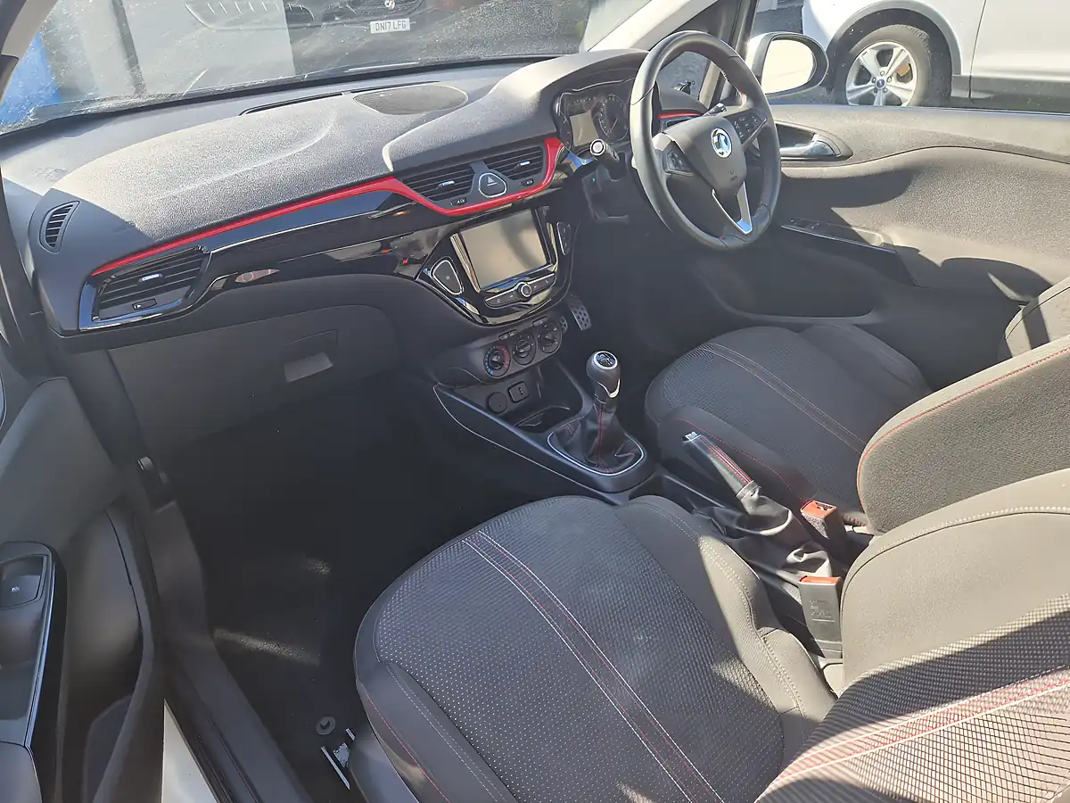 Used 2016 Vauxhall Corsa Sri White - Interior and Exterior details 7