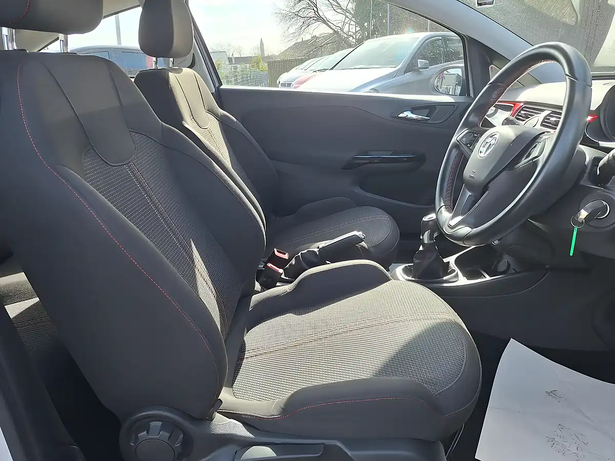 Used 2016 Vauxhall Corsa Sri White - Interior and Exterior details 11
