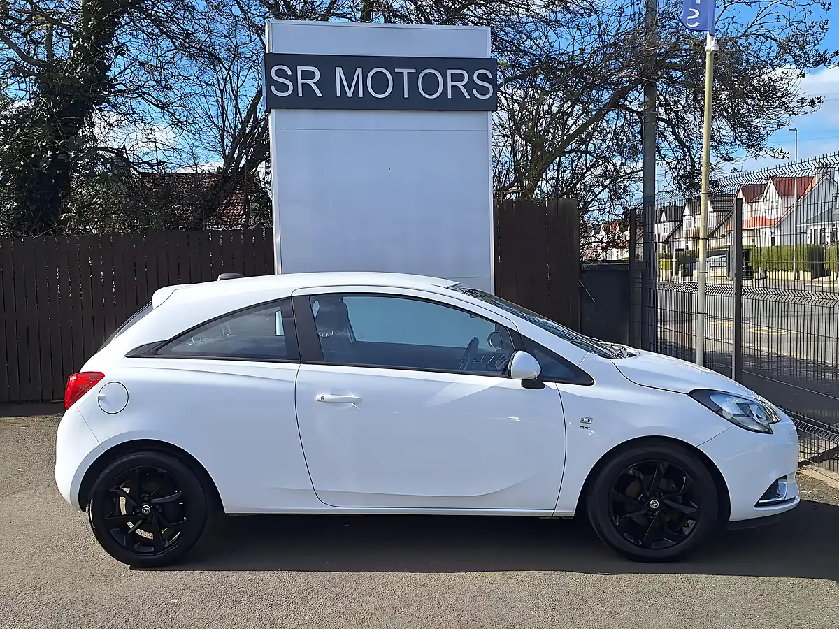 Used 2016 Vauxhall Corsa Sri White - Interior and Exterior details 6