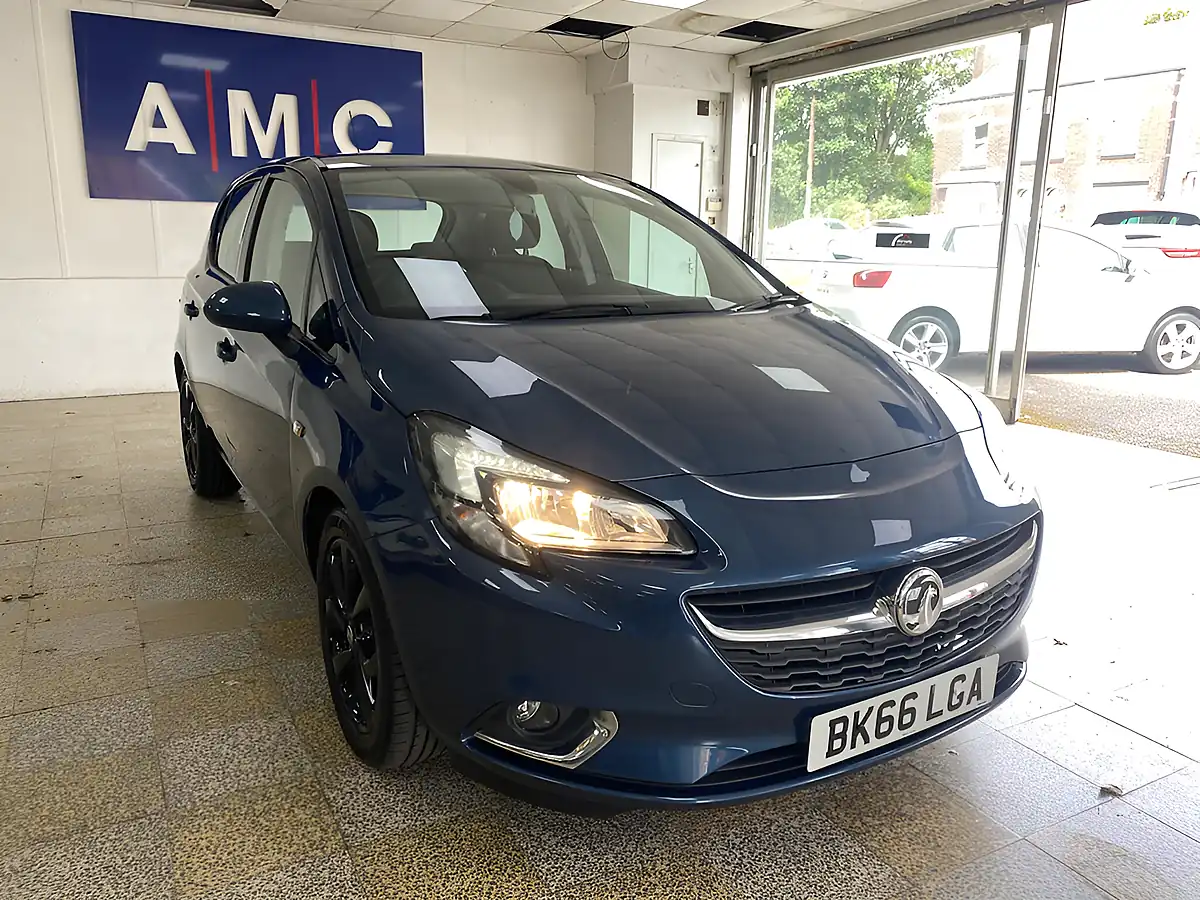 Used 2016 Vauxhall Corsa Sri White - Front View