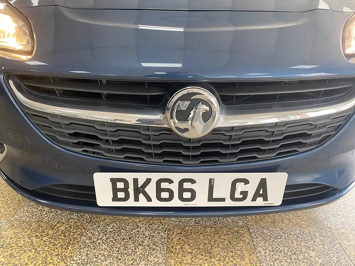 Used 2016 Vauxhall Corsa Sri White - Interior and Exterior details 13
