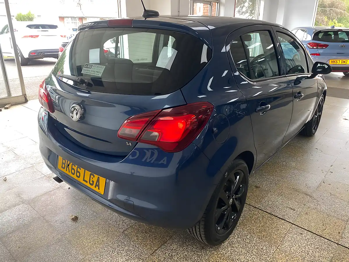Used 2016 Vauxhall Corsa Sri White - Interior and Exterior details 7