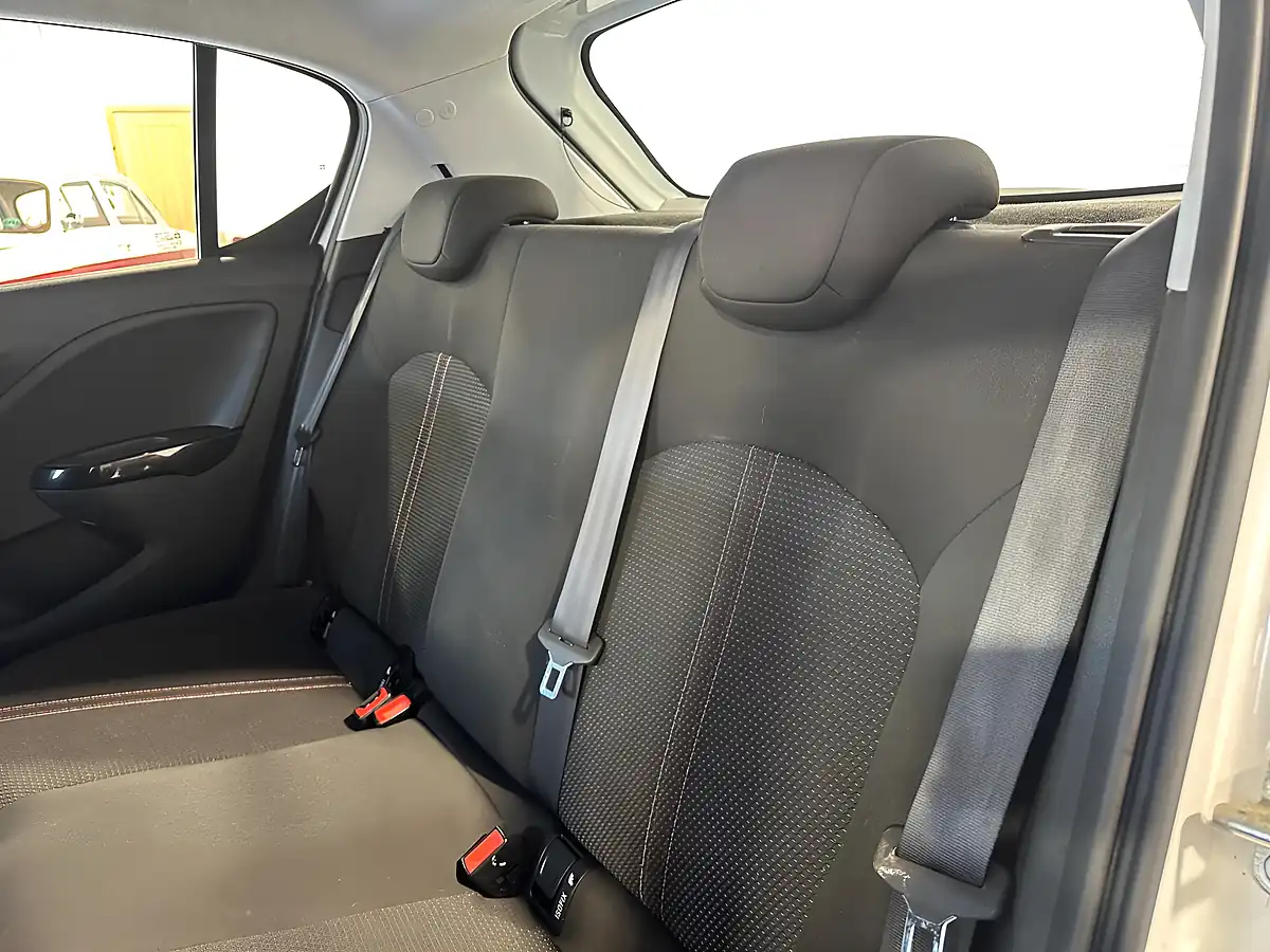 Used 2016 Vauxhall Corsa Sri White - Interior and Exterior details 10