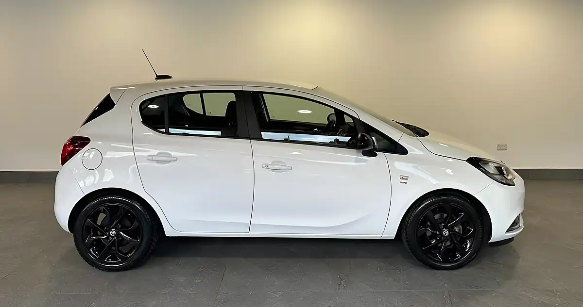 Used 2016 Vauxhall Corsa Sri White - Interior and Exterior details 2