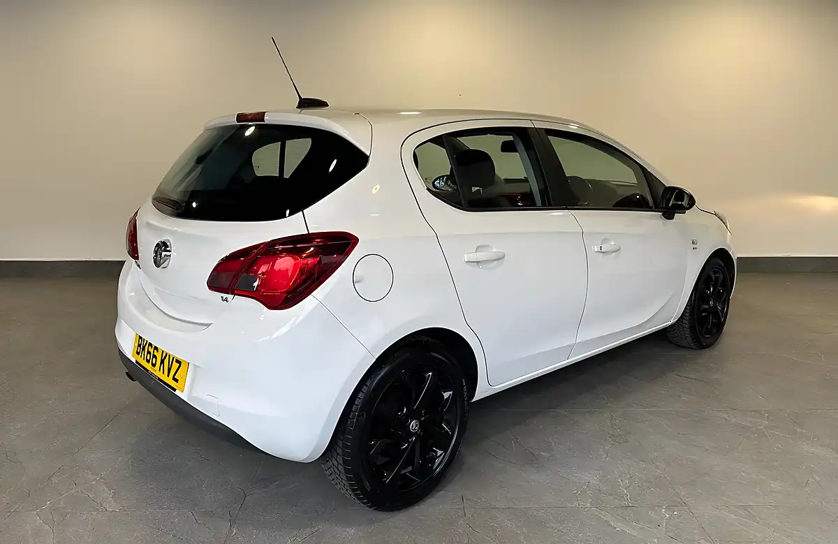 Used 2016 Vauxhall Corsa Sri White - Interior and Exterior details 3