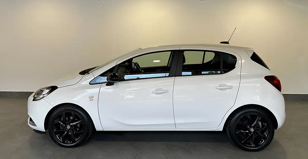 Used 2016 Vauxhall Corsa Sri White - Interior and Exterior details 6