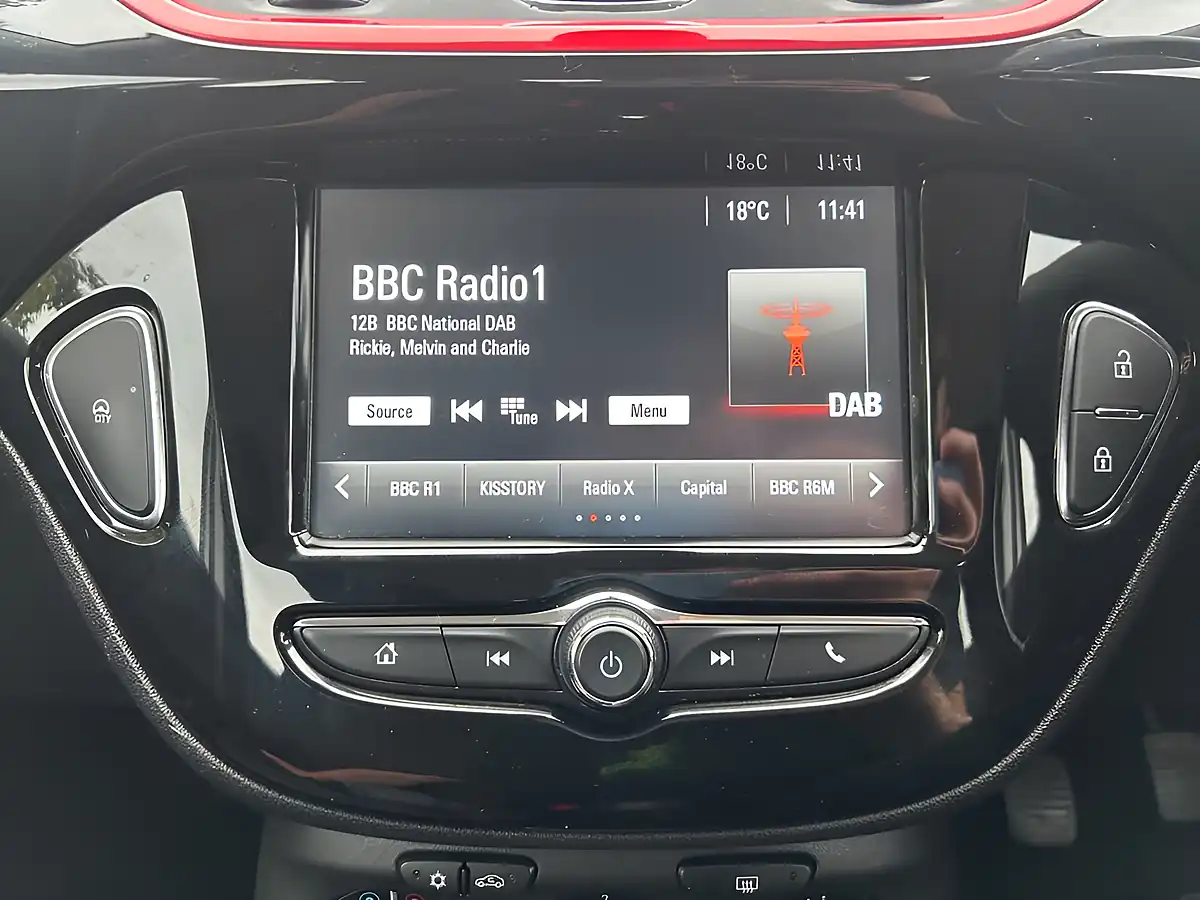 Used 2016 Vauxhall Corsa Sri White - Interior and Exterior details 15