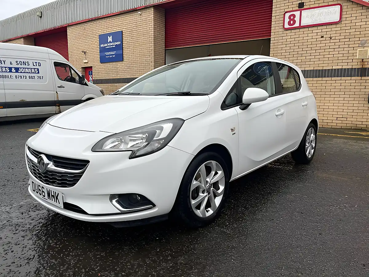 Used 2016 Vauxhall Corsa Sri White - Interior and Exterior details 4
