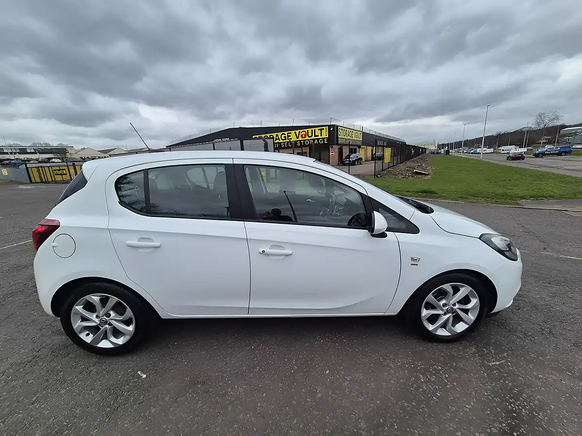 Used 2016 Vauxhall Corsa Sri White - Interior and Exterior details 10