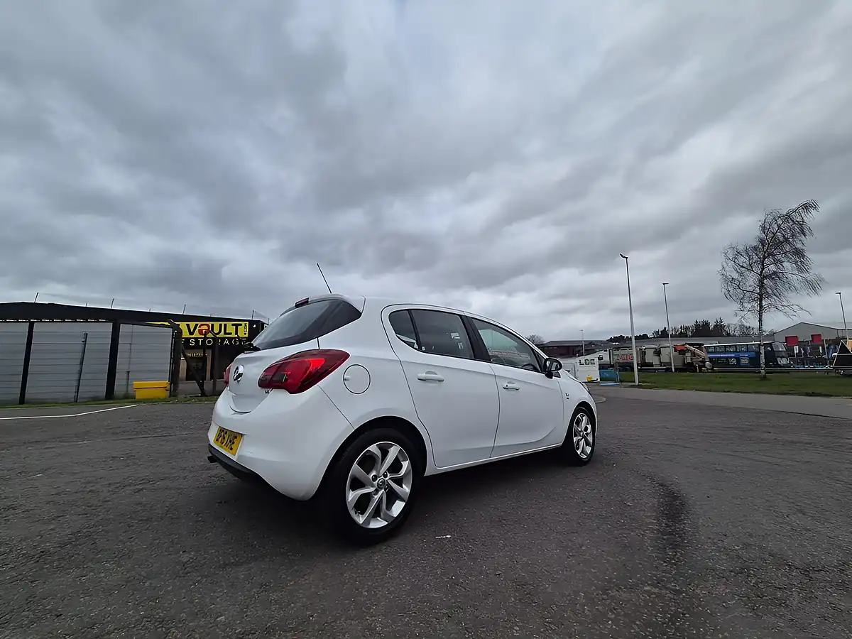 Used 2016 Vauxhall Corsa Sri White - Interior and Exterior details 13