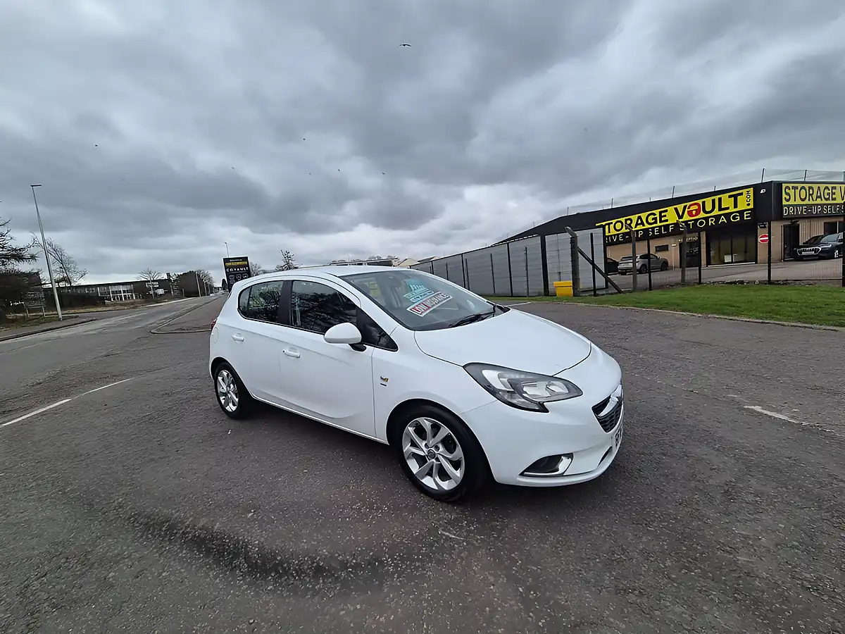 Used 2016 Vauxhall Corsa Sri White - Interior and Exterior details 19