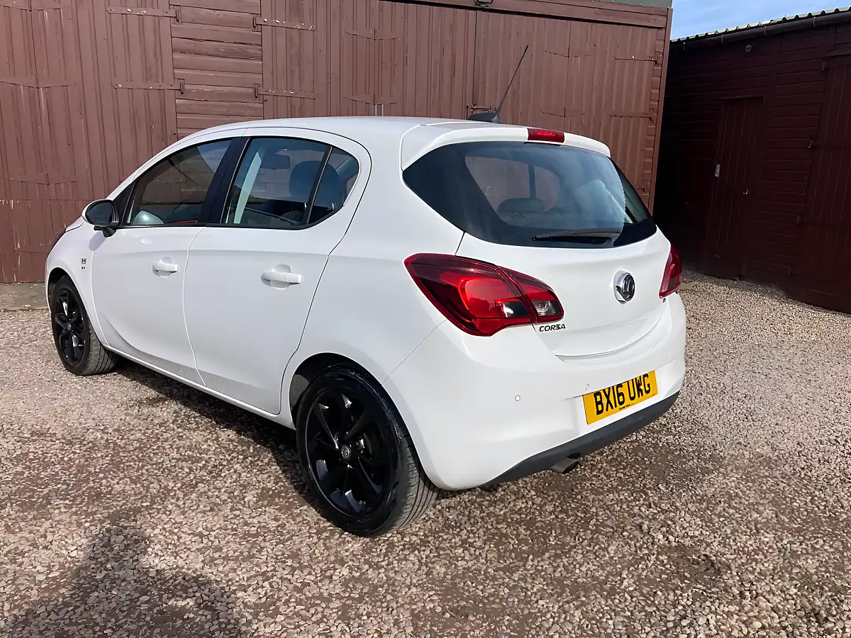 Used 2016 Vauxhall Corsa Sri White - Interior and Exterior details 4